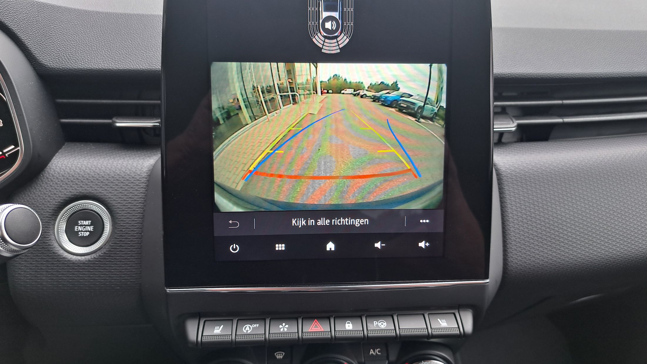 Renault Clio 130Pk AUTOMAAT, zetelverw, airco, GPS, camera