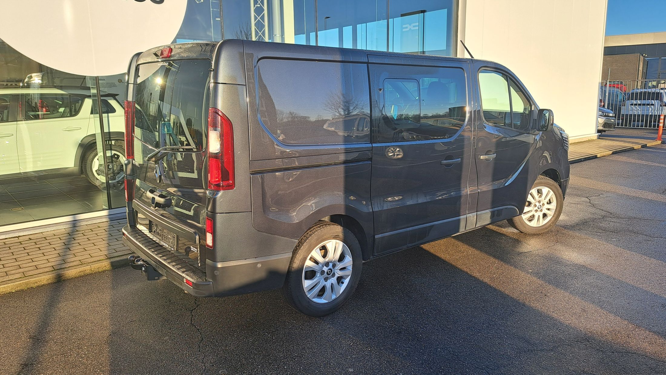 Renault Trafic Dubbele cab 150 Pk, GPS, dodehoekw, 24380 ex