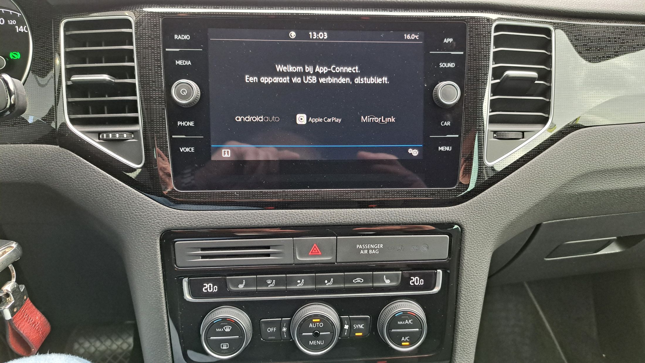 VW Golf Sportsvan 150 Pk AUTOMAAT, zetelverwarming, camera