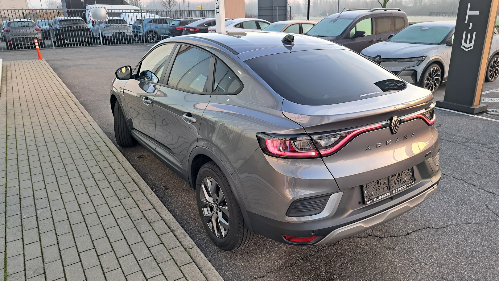 Renault Arkana E-Tech Hybrid 1,6cc -145Pk, 19700 € + BTW - DEMOWAGEN