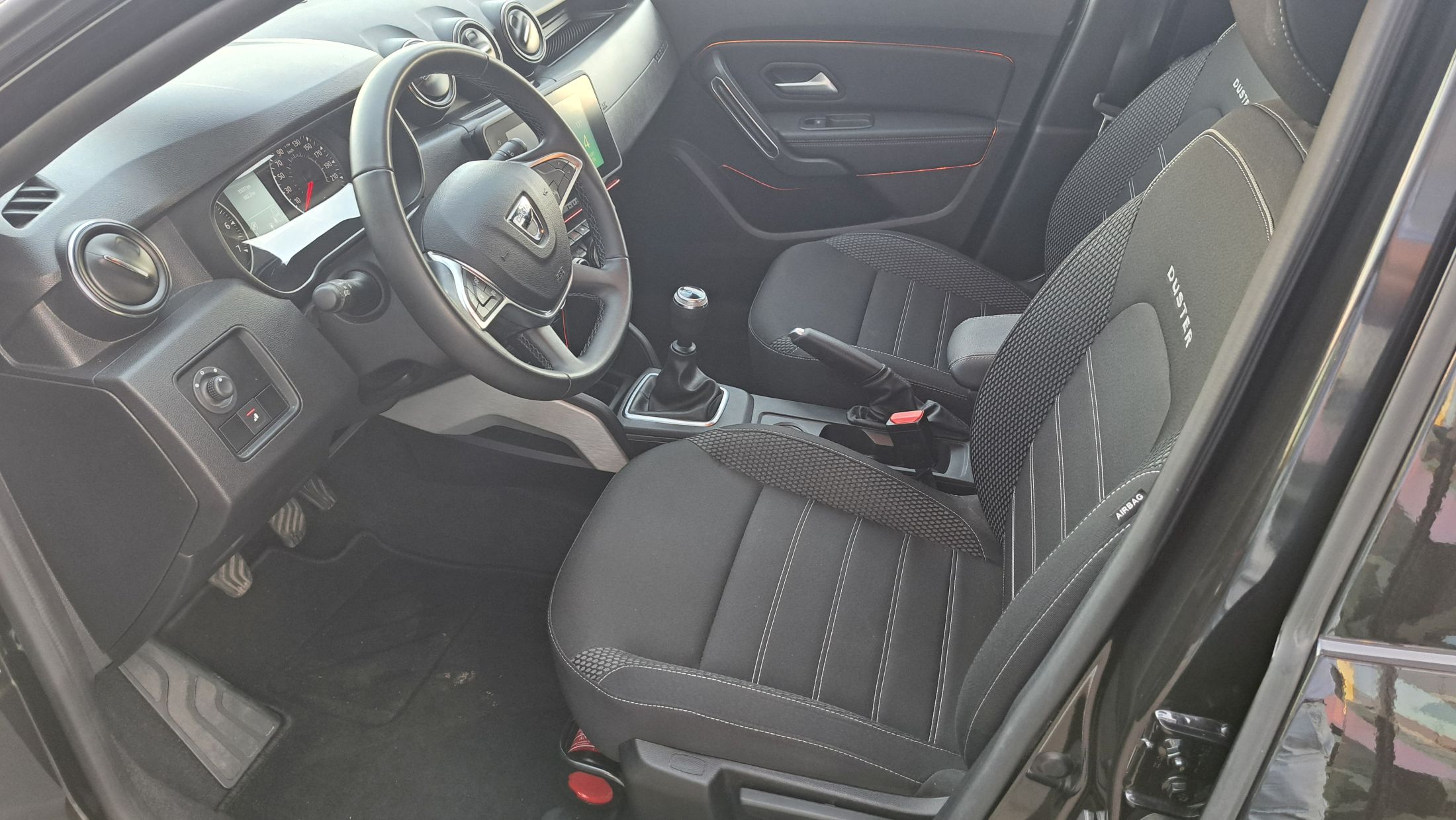 Dacia Duster TCe 90, airco, GPS, camera, dodehoekw, 33231 Km