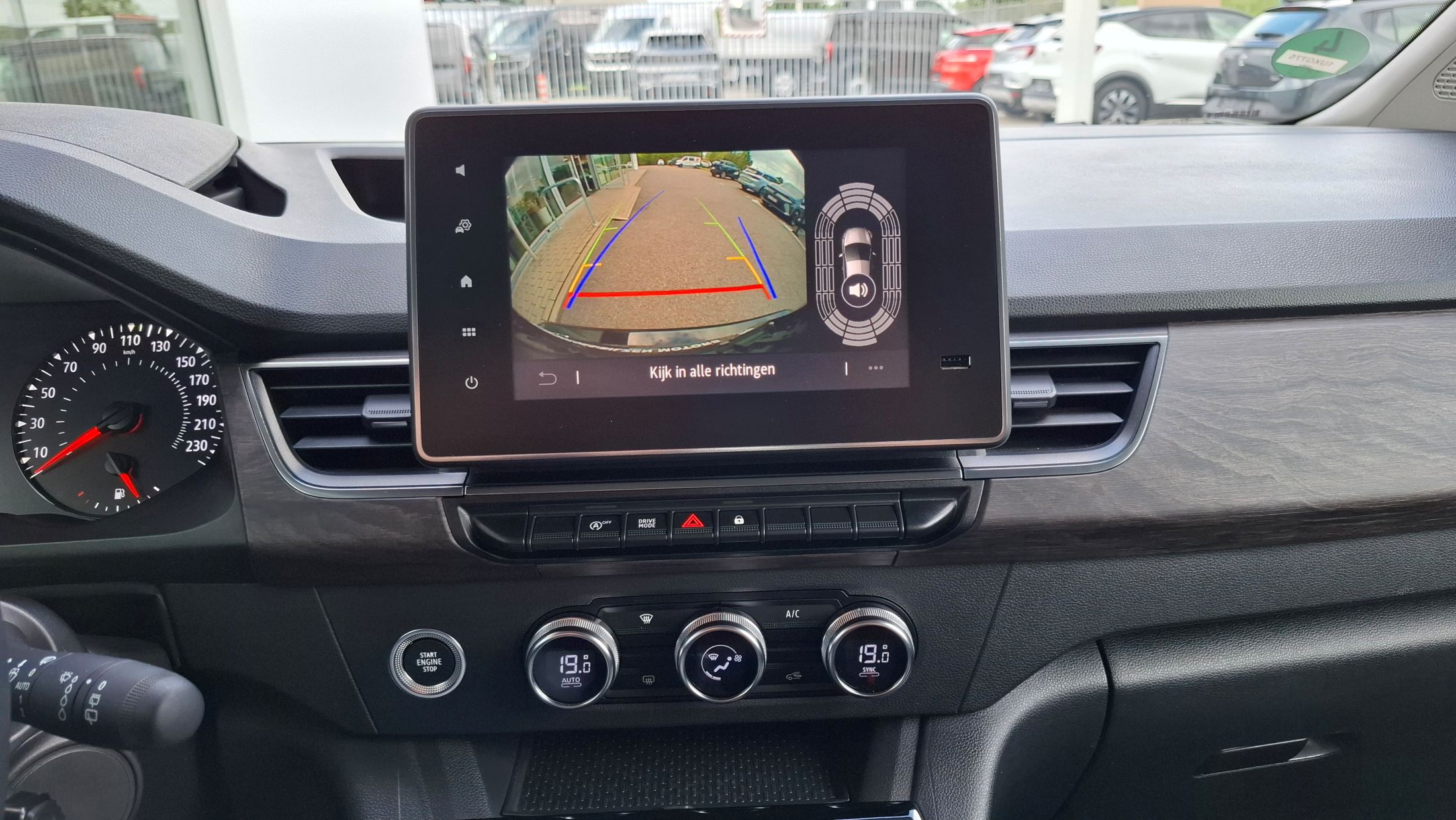 Renault Kangoo AUTOMAAT 1332cc/130Pk, airco, GPS, camera