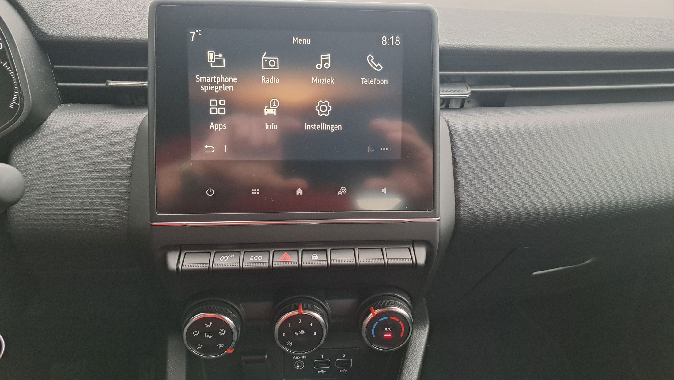 Renault Clio Equilibre TCe 90, airco, apple & android, sensoren A