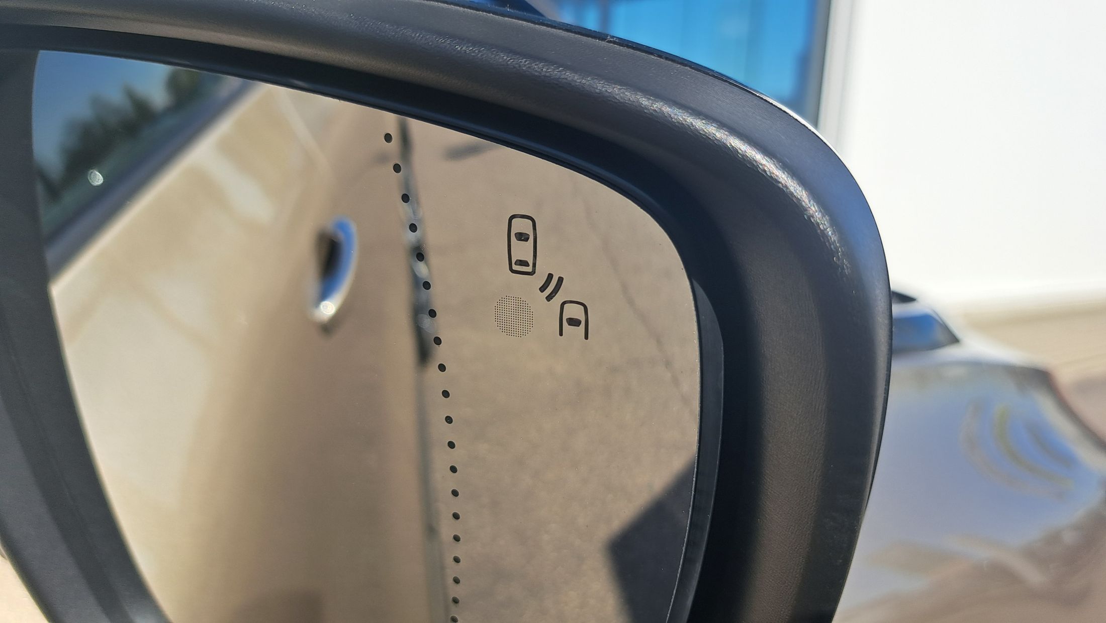 Renault Scenic Bose 1332 cc 140 Pk, wegklapbare trekhaak, dodehoekwaarschuwing, camera