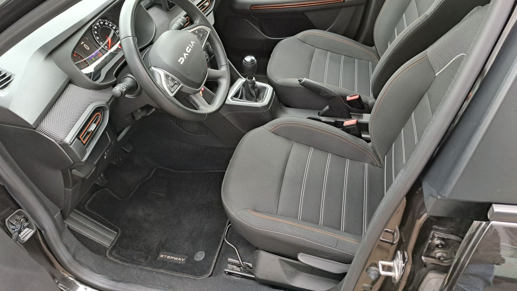 Dacia Sandero Stepway TCe 90, GPS, camera, dodehoekwaarschuwing