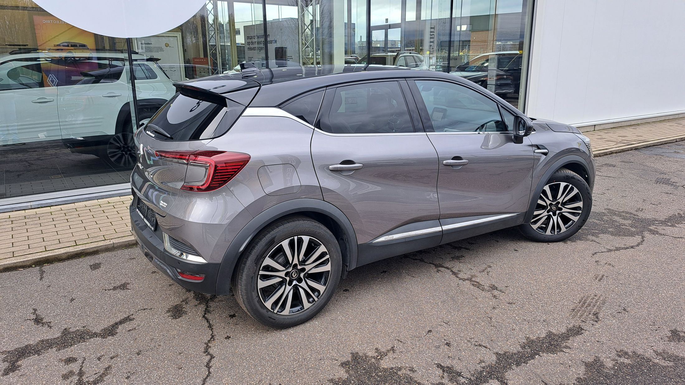 Renault Captur 140Pk, Initiale Paris, wegkl.trekh, Full Optie