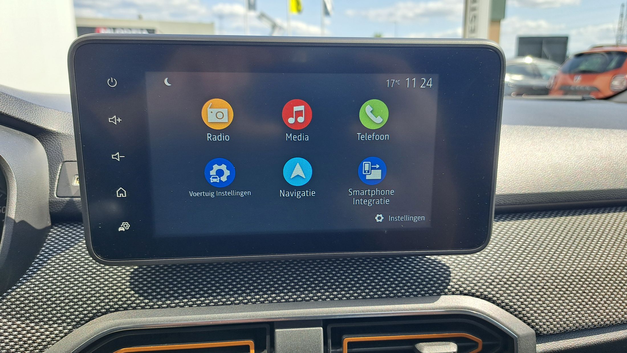 Dacia Stepway TCe 90, GPS, camera, sensoren, trekhaak, dodehoekwaarschuwing
