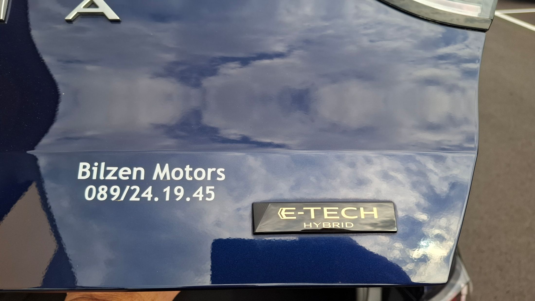 Renault Arkana E-Tech Full Hybrid, airco, GPS, dodehoekwaarschuwing, camera, sensoren V+A