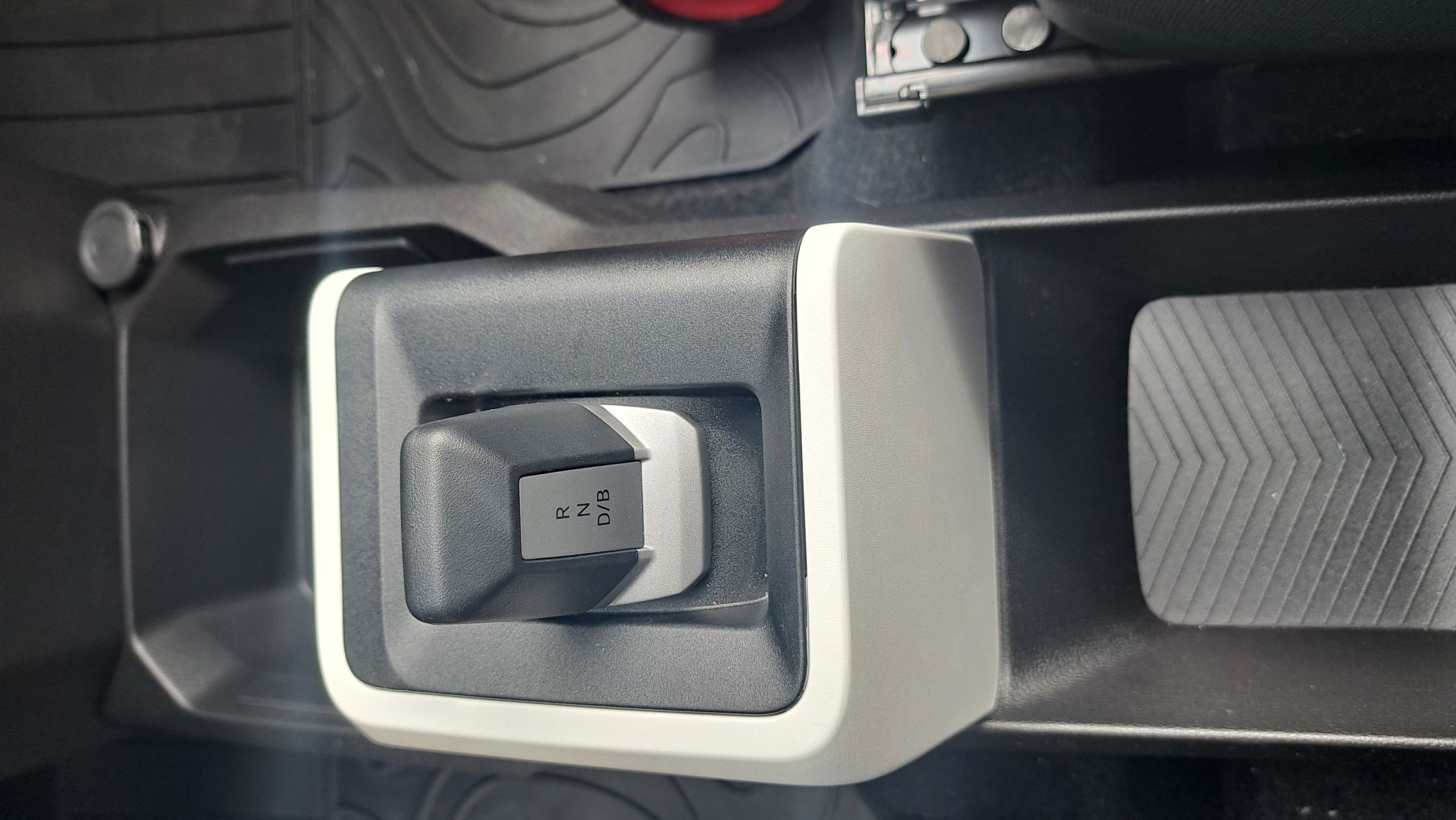 Dacia Spring Extreme 65 Pk, GPS, airco, sensoren A, camera