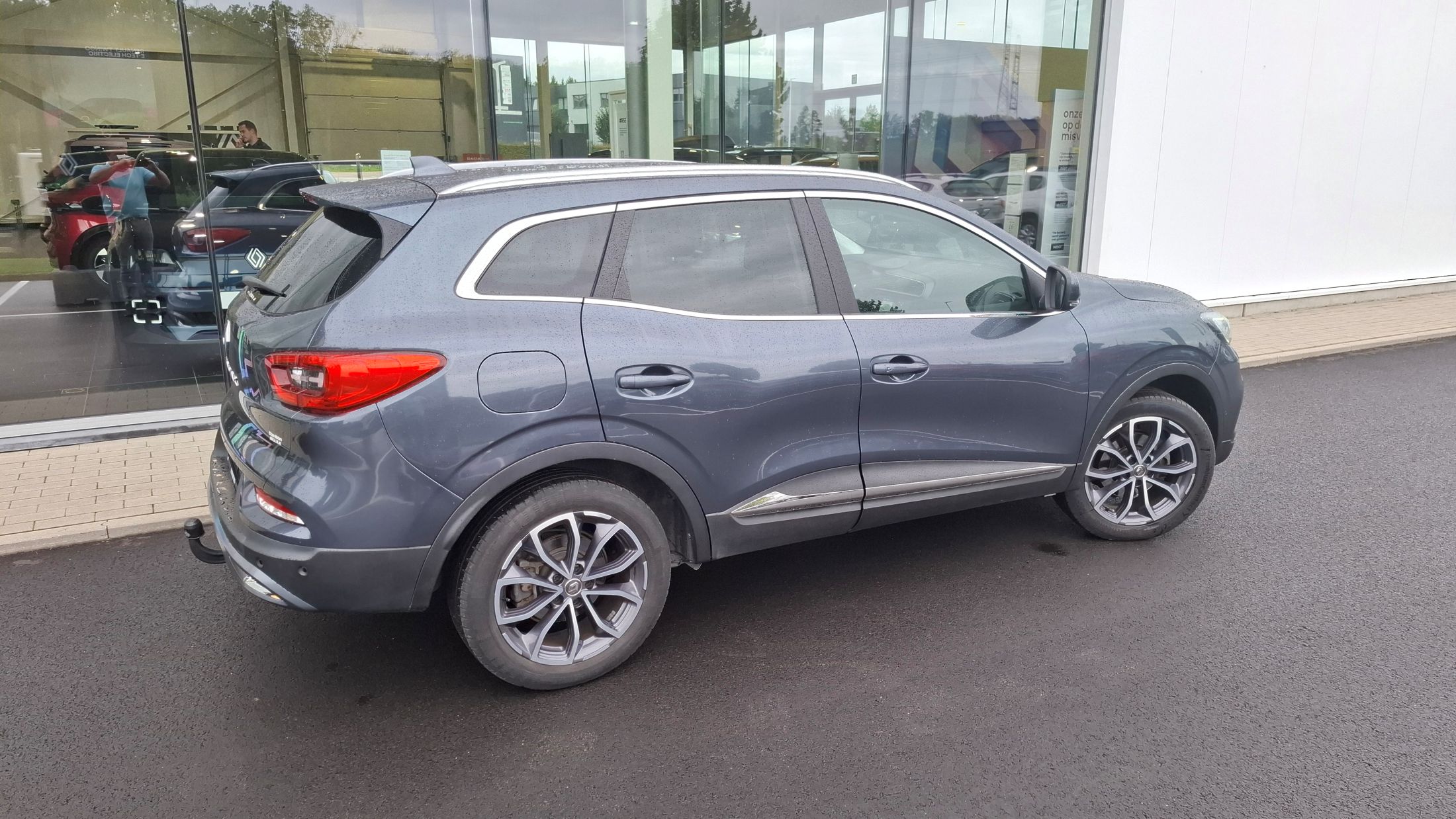 Renault Kadjar TCe140, GPS, camera, trekhaak, zetelverwarming, dodehoekwaarschuwing