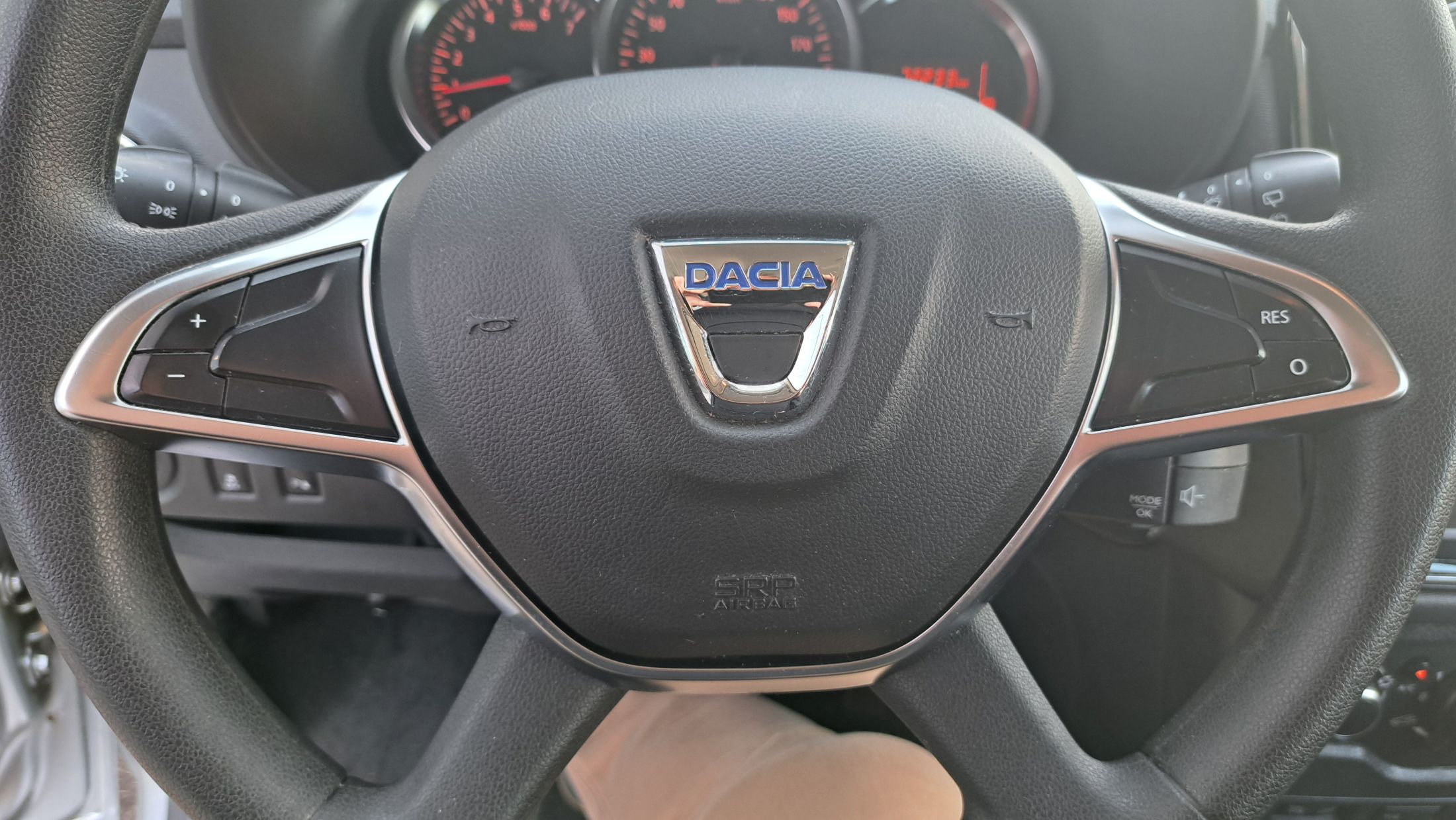 Dacia Dokker 1332cc 130Pk, GPS, sensor A, schuifdeur L+R