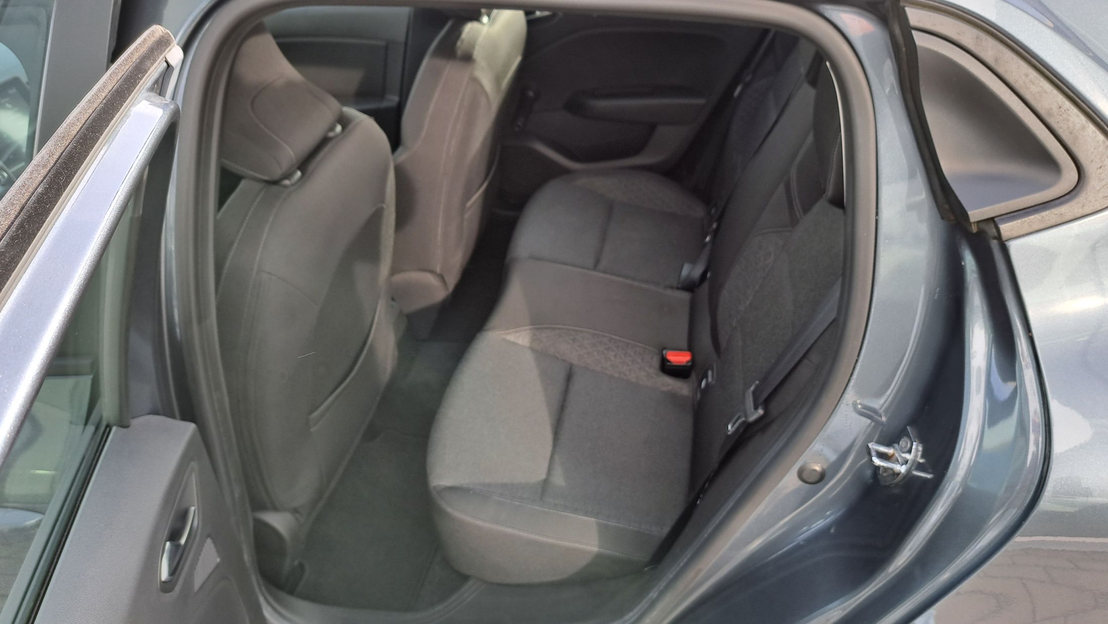 Renault Clio TCe 101 Pk, airco, apple & andriod, sensor A