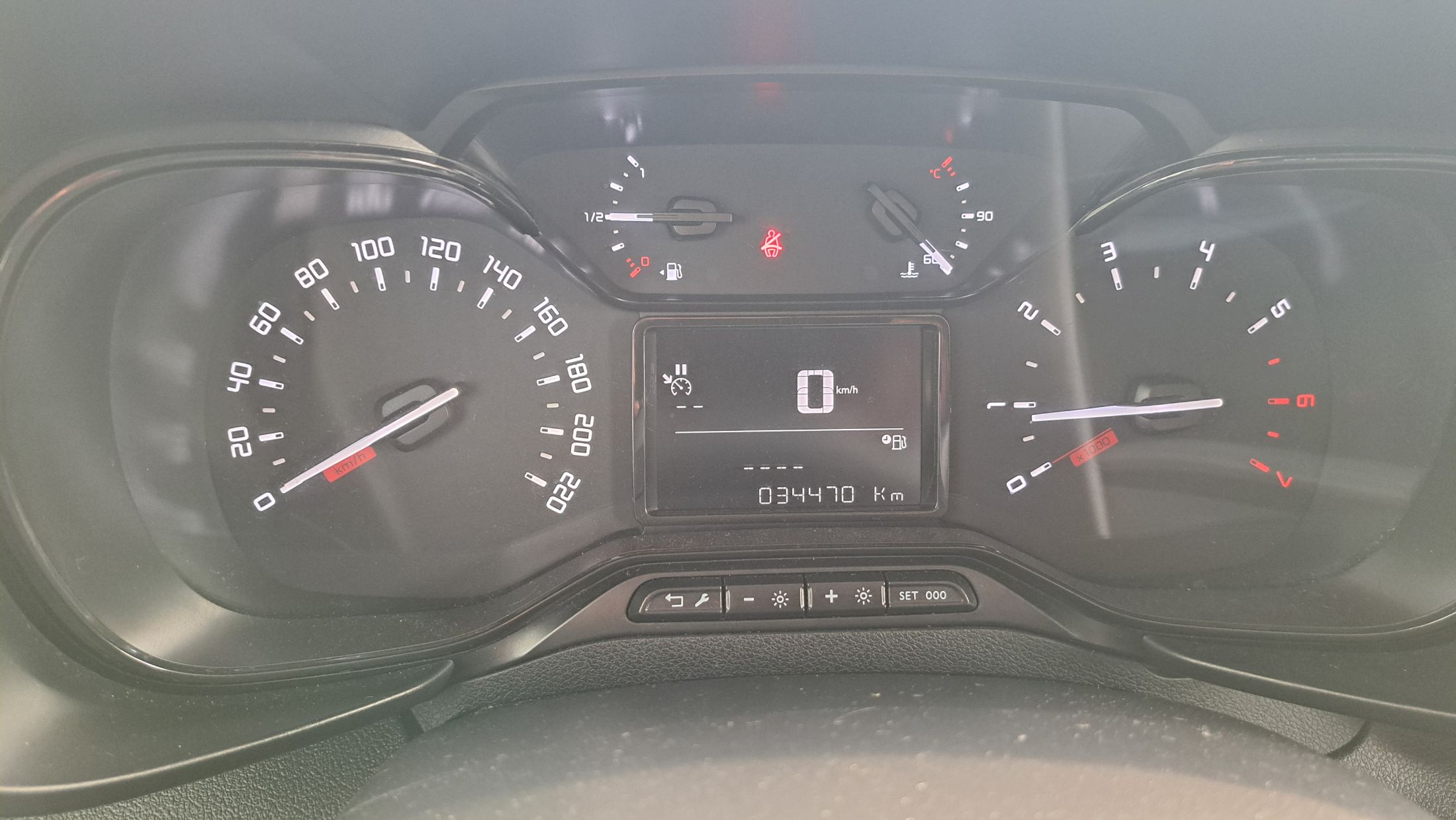 Citroen Berlingo 1500HDi 102Pk, 3 zit, airco, licht&regensor