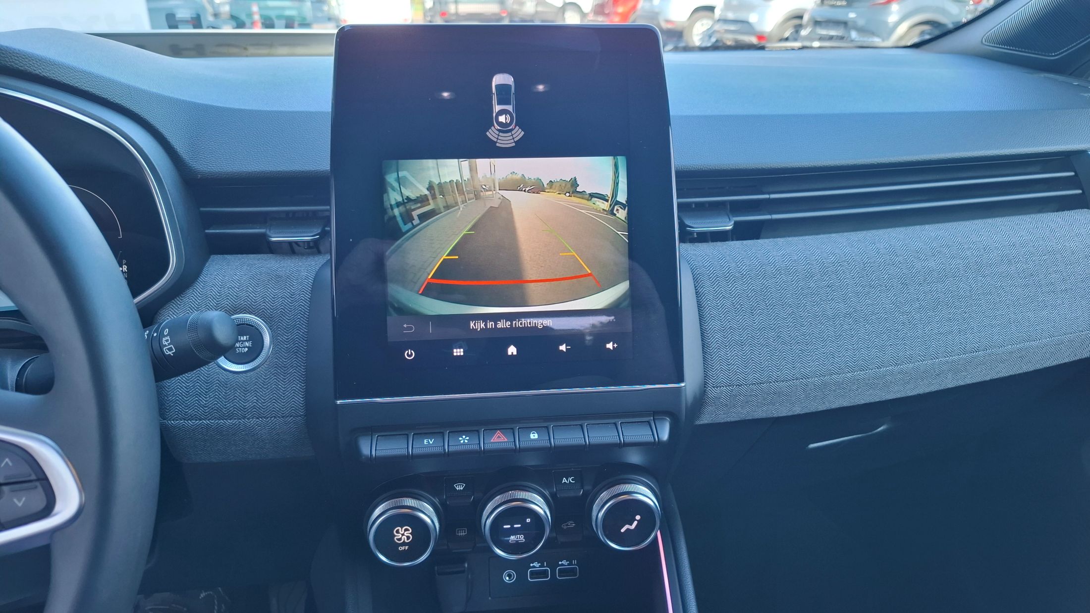 Renault Clio E-Tech FullHybrid, GPS, camera, sensoren A, GARANTIE tot 09-29