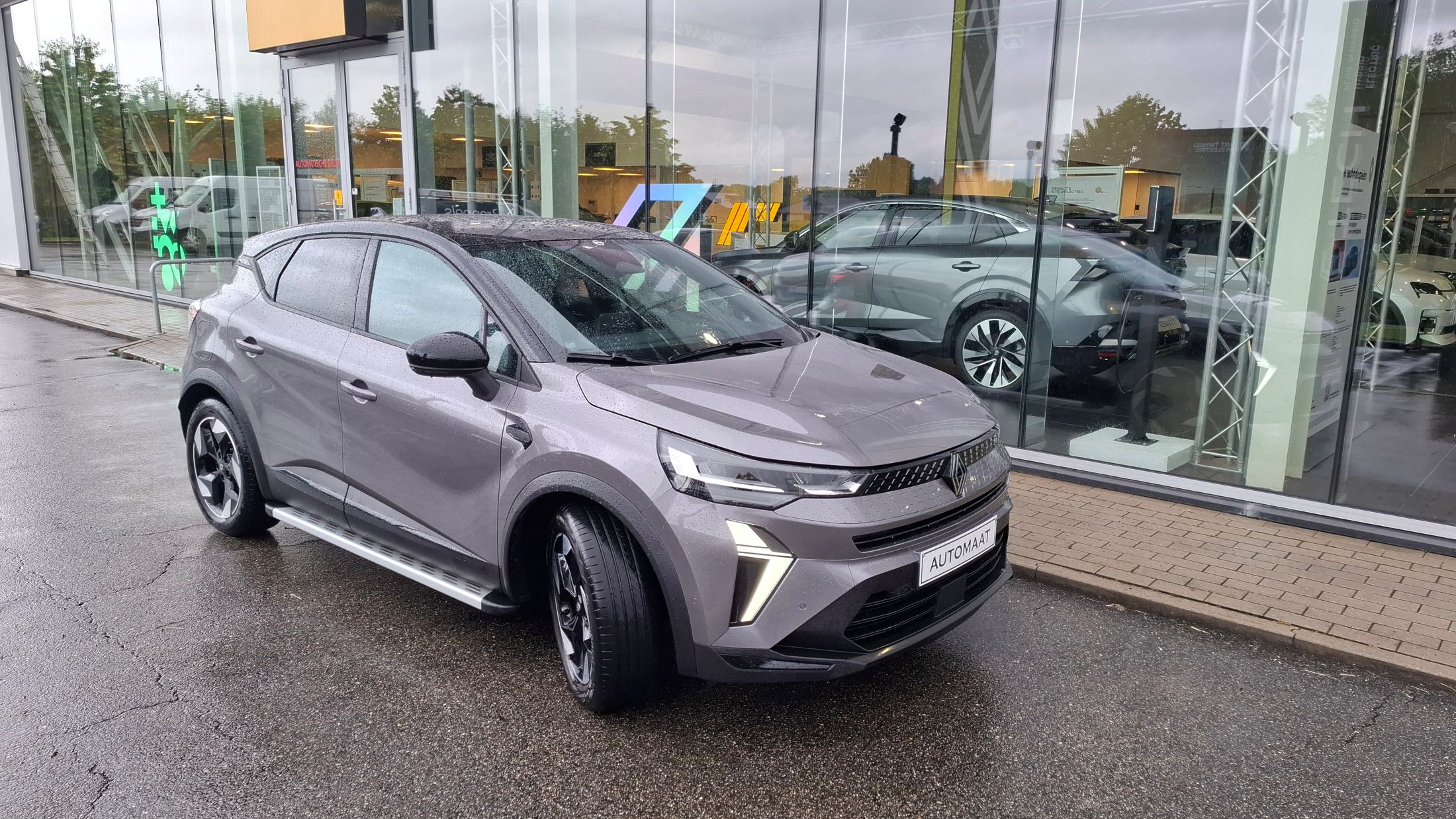 Renault Captur 1332cc/160Pk AUTOMAAT, trekhaak, zetelverwarming.