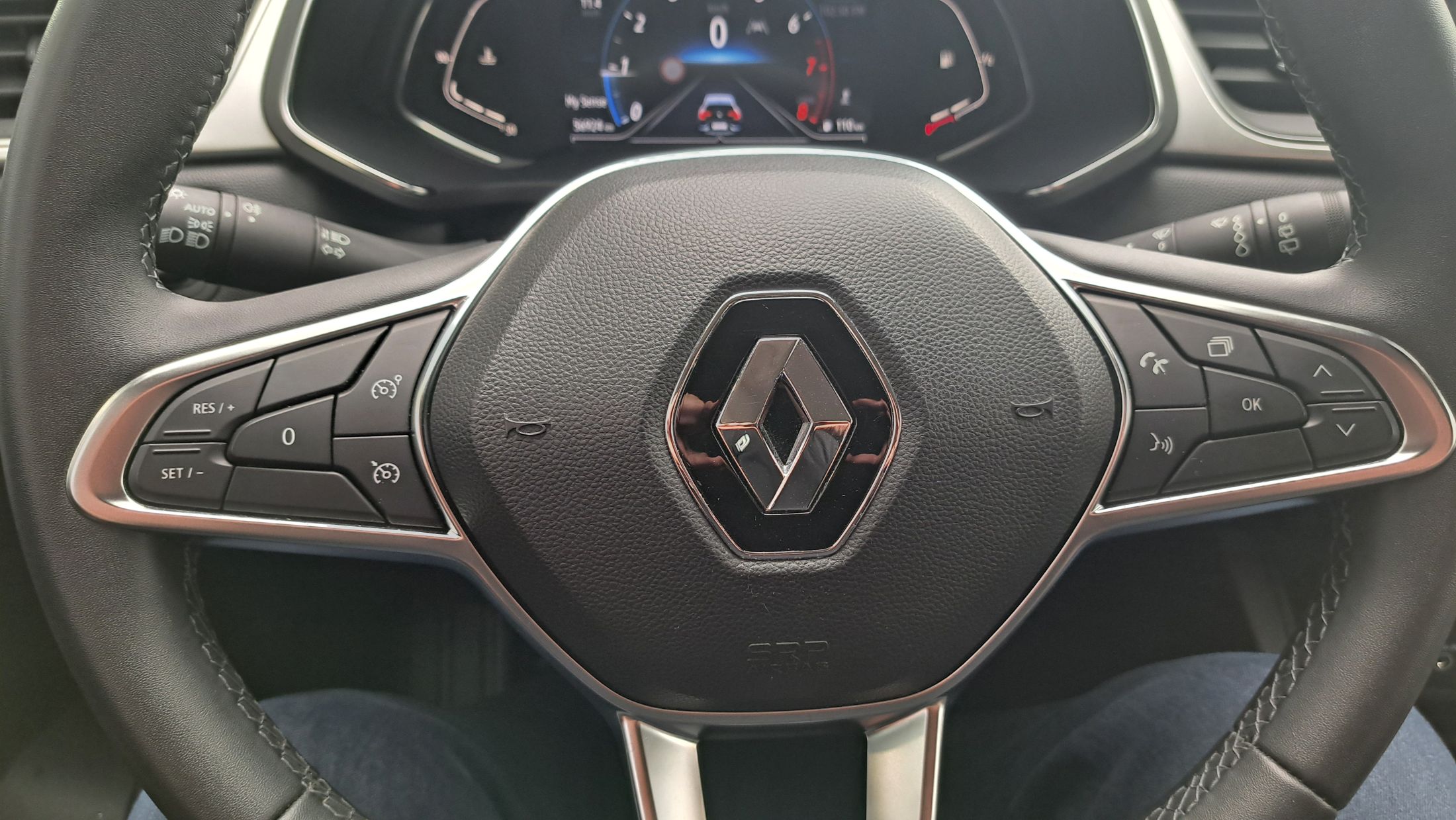 Renault Captur TCe 90 Intens, GPS, camera, sensor V+A, airco