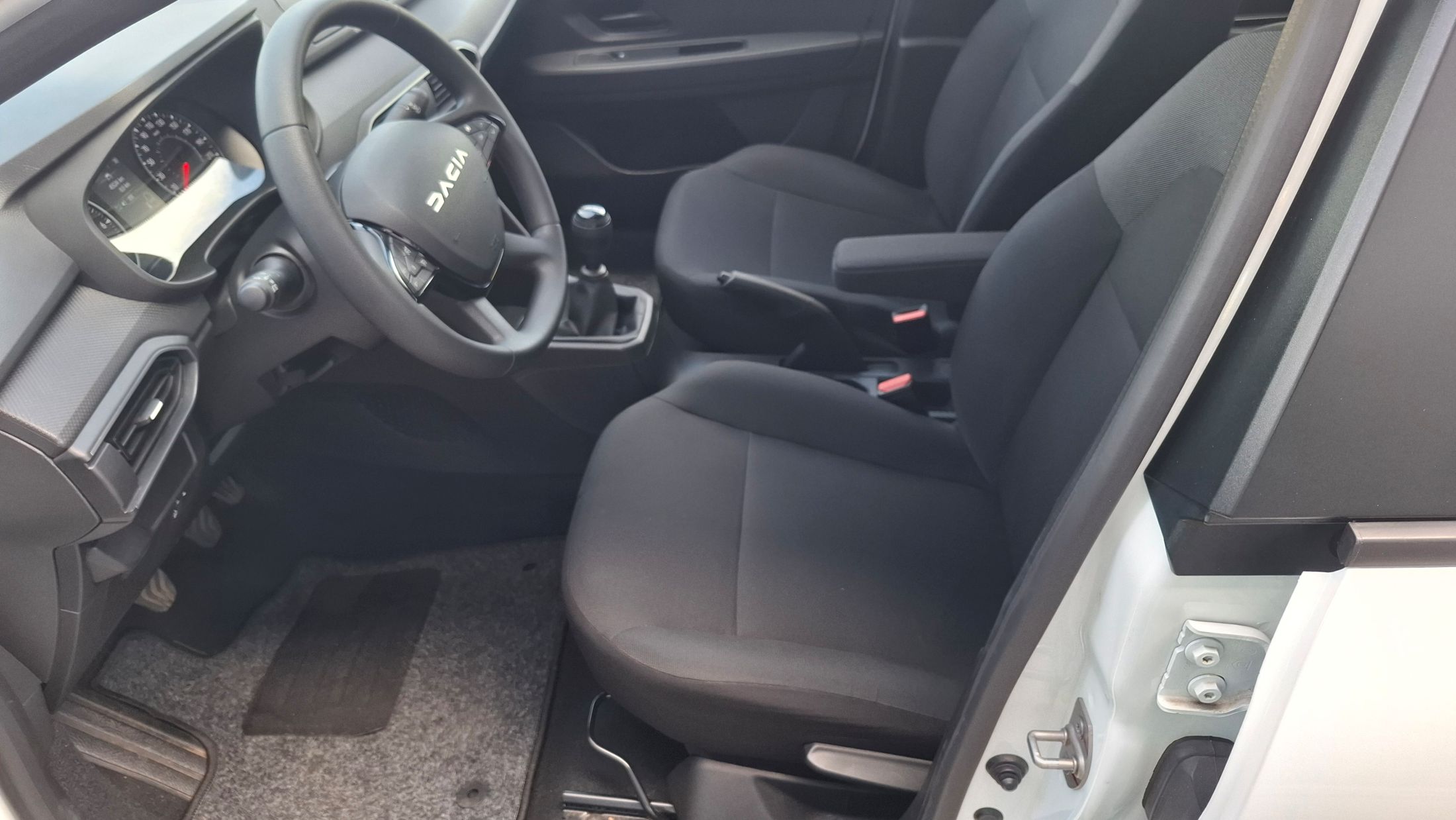 Dacia Sandero 67 Pk, airco, apple&android, garantie tot 22/ 03/2028