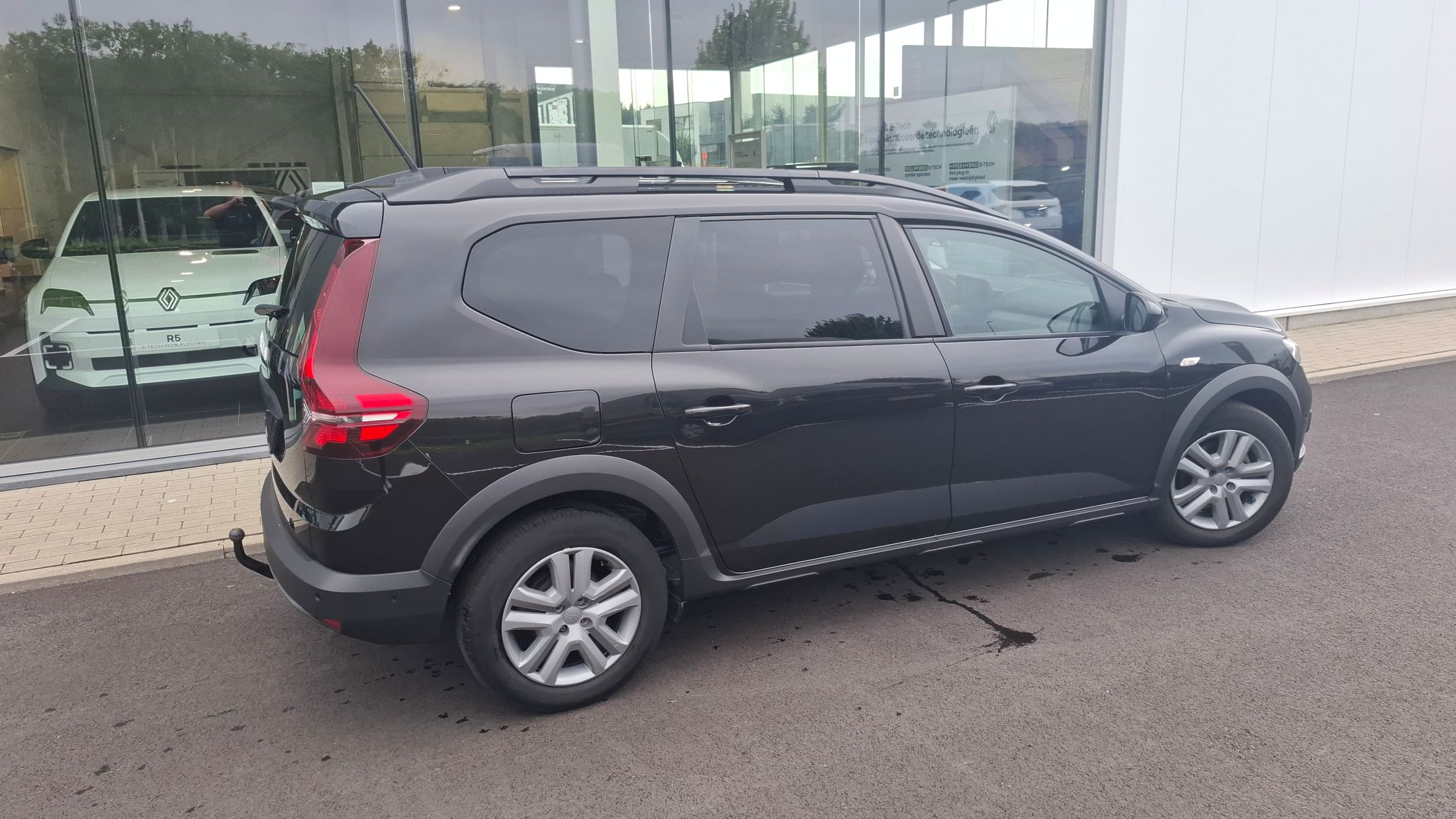 Dacia Jogger benzine+LPG, airco, GPS, camera, 7 zitplaatsen, trekhaak