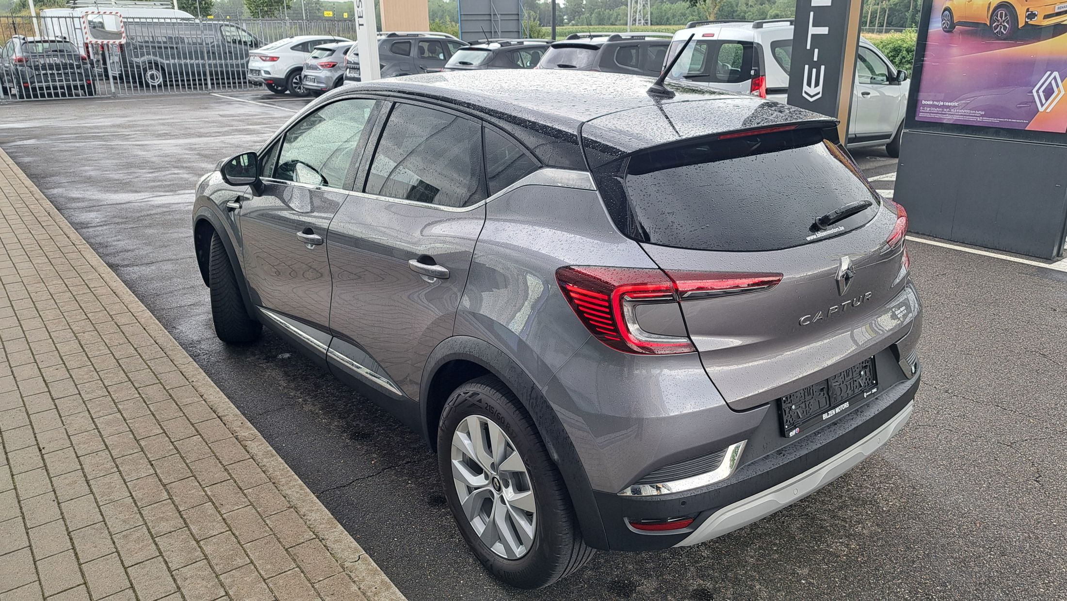 Renault Captur TCe 90 Intens, GPS, camera, sensor V+A, airco