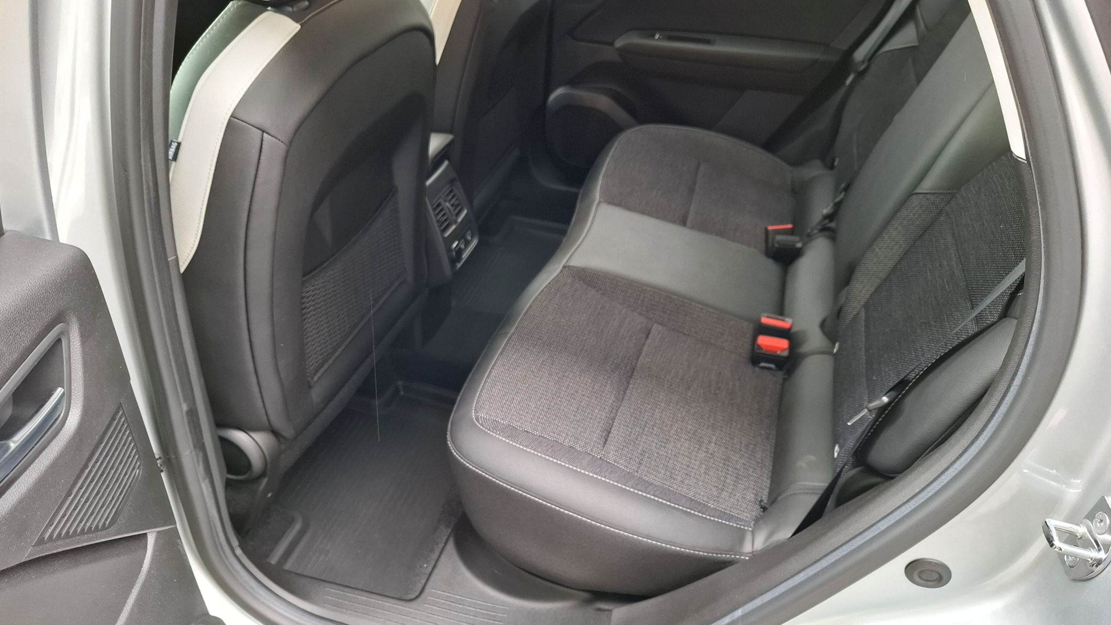 Renault Captur TCe 90, airco, GPS, trekhaak, camera, 15494km