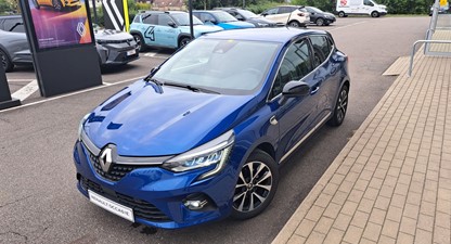 Renault Clio 130Pk AUTOMAAT, zetelverw, airco, GPS, camera