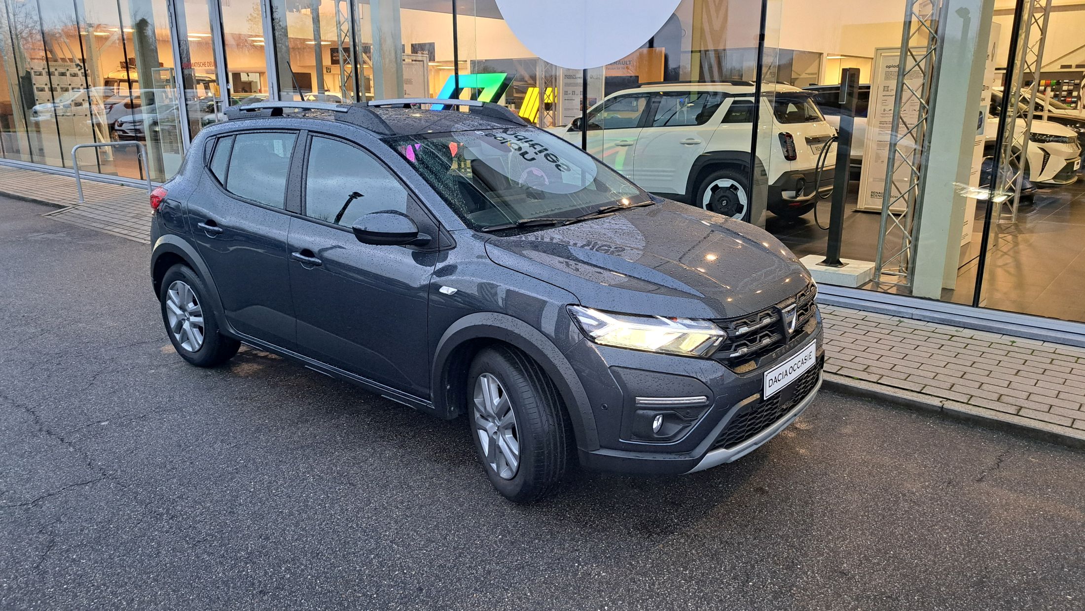 Dacia Sandero Stepway TCe 90, camera, sensor V+A, dodehoekw