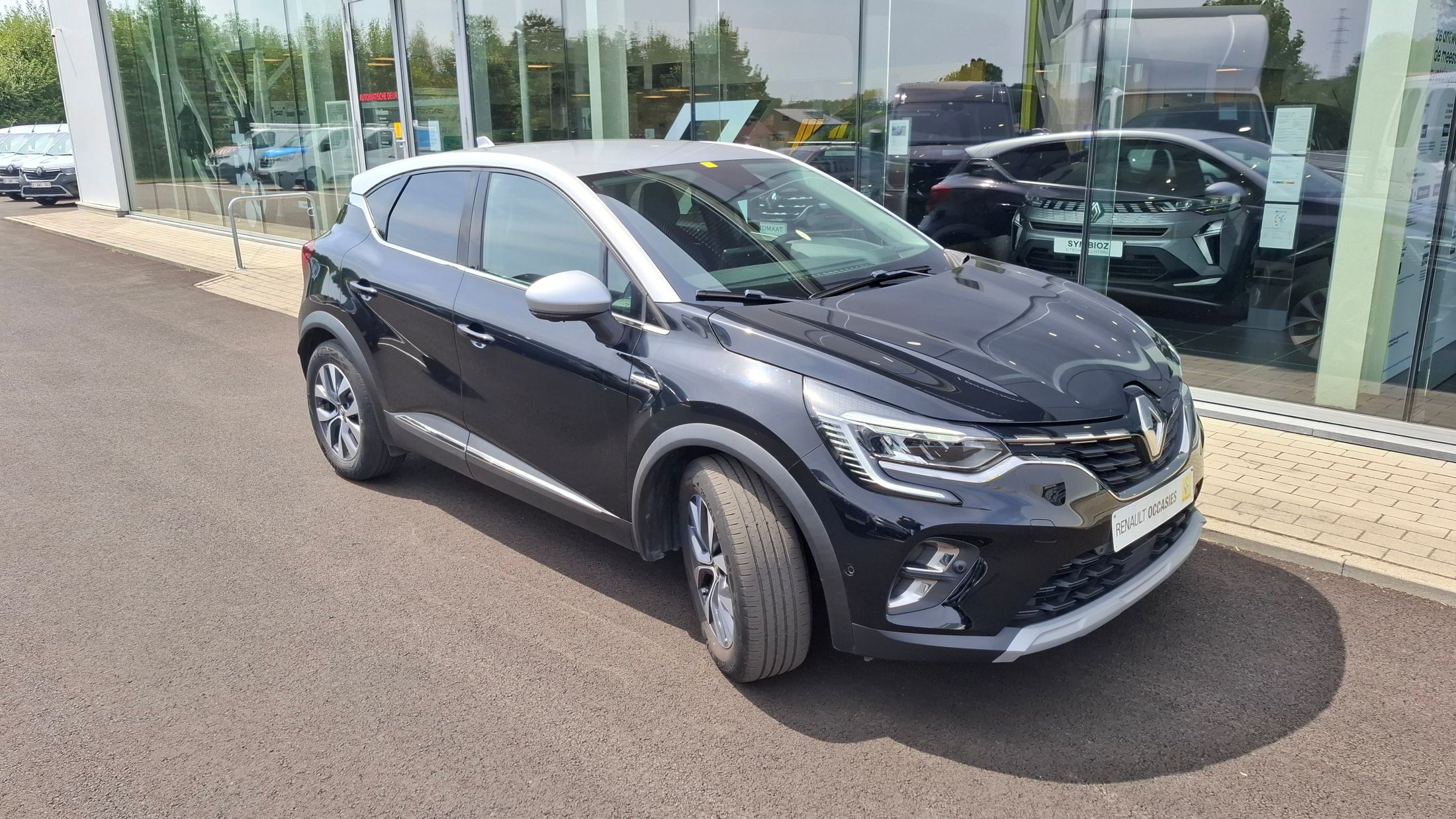 Renault Captur TCe 90, airco, GPS, sensor V+A, 360° camera, trekhaak