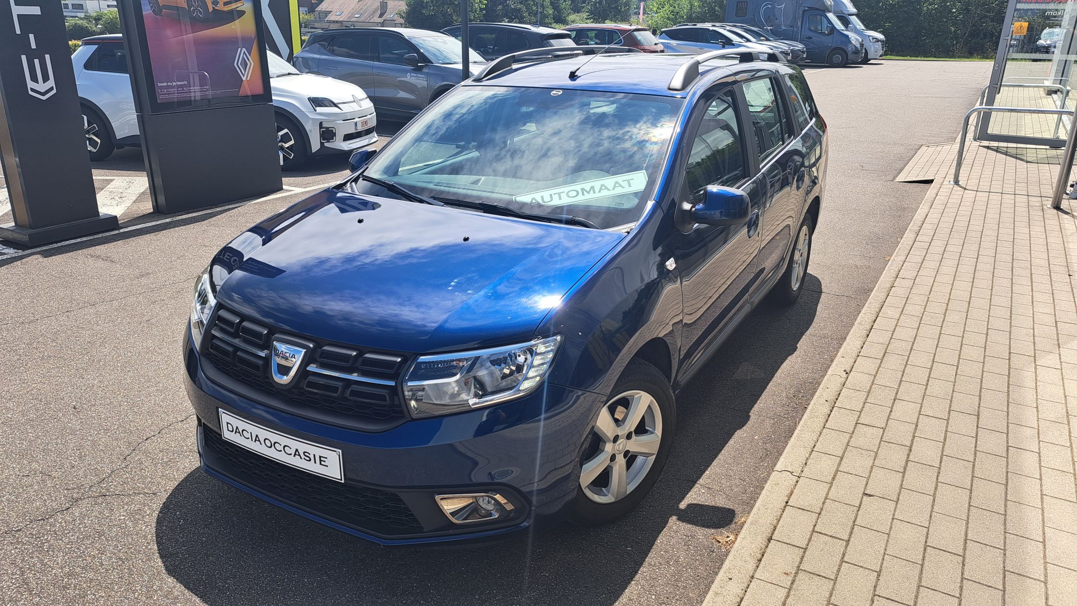 Dacia Logan MCV TCe 90 AUTOMAAT, airco, GPS, camera, trekhaak