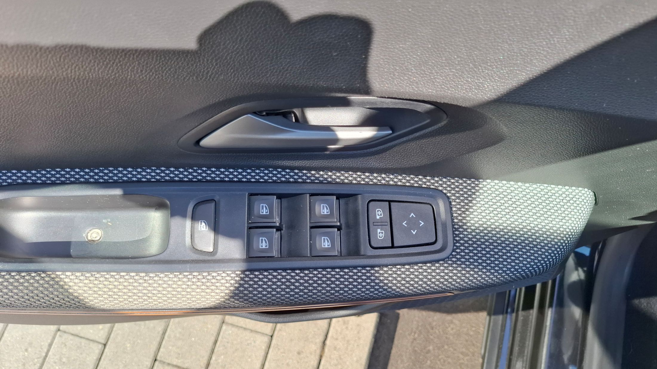Dacia Stepway TCe 90, airco, GPS, sensor V+A, dodehoekwaarschuwing