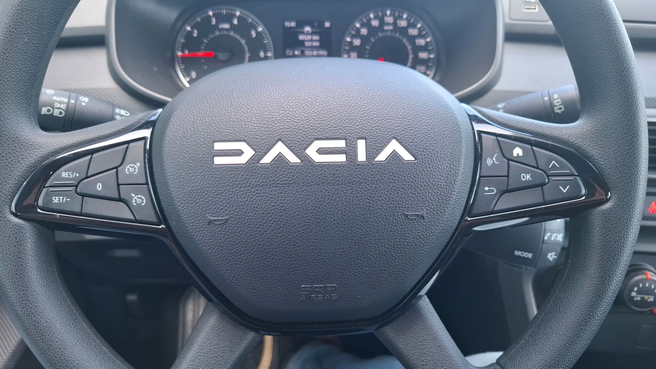 Dacia Sandero 67 Pk, airco, apple&android, garantie tot 22/ 03/2028