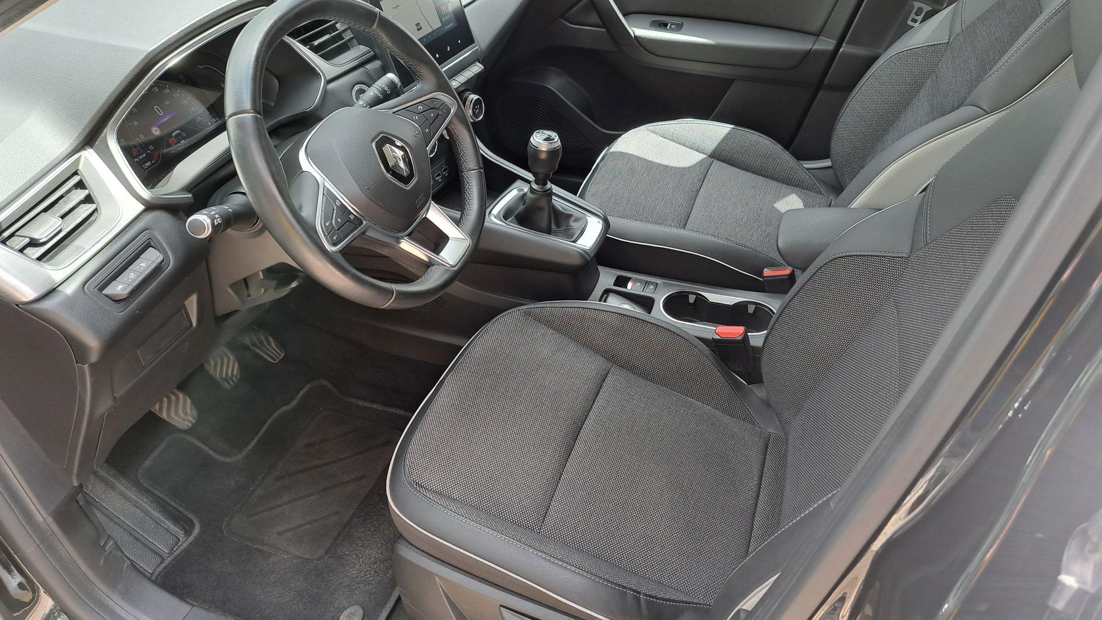 Renault Captur Intens TCe 130 Pk, sensoren V+A, camera, GPS