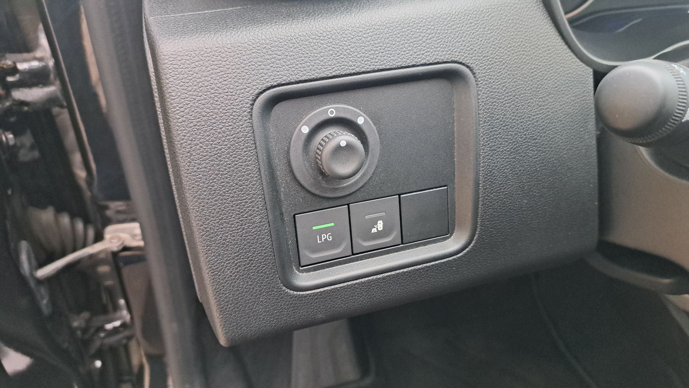 Dacia Duster benzine + LPG 90 Pk, GPS, 360 camera, dodehoekwaarschuwing