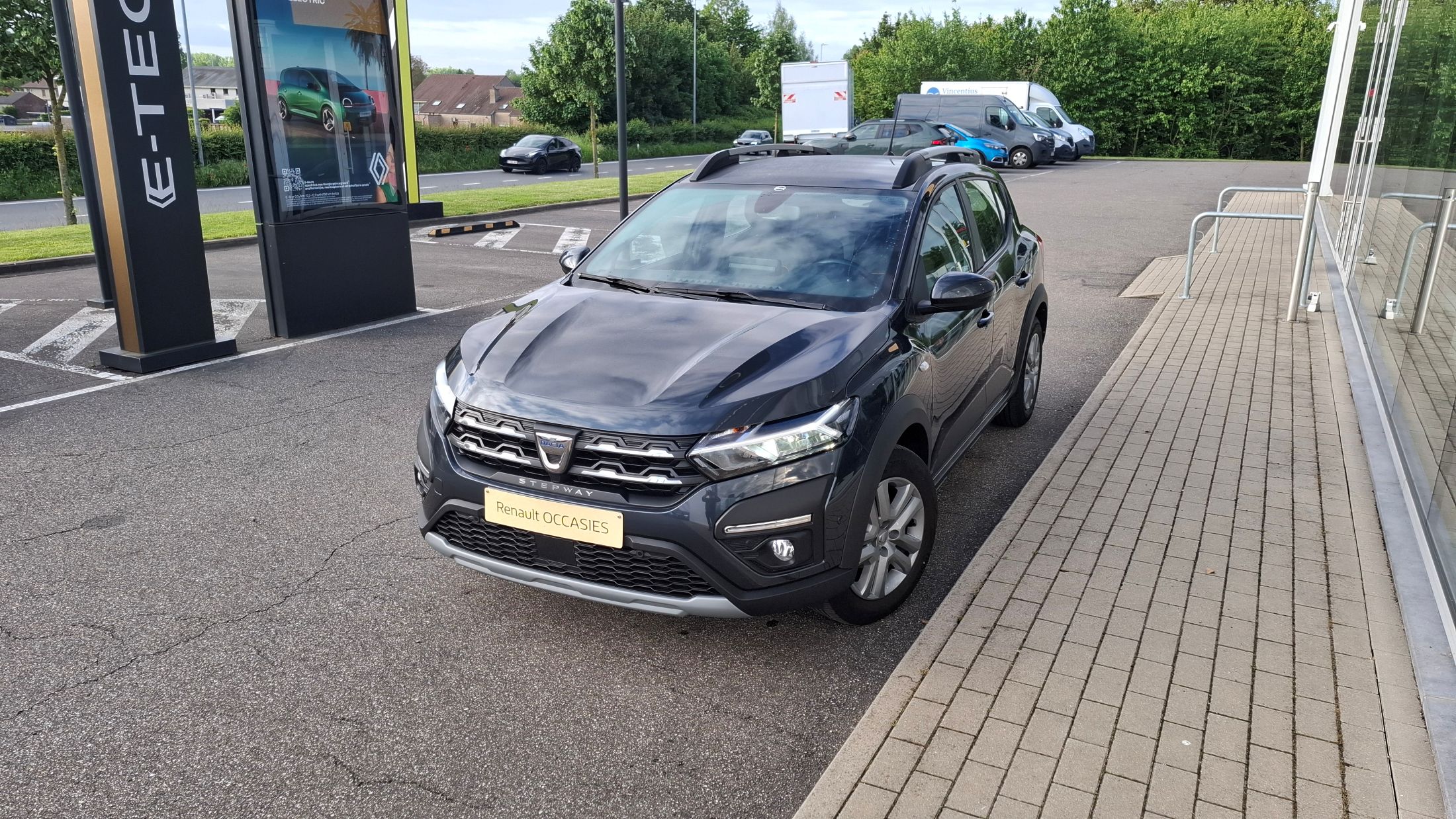 Dacia Sandero Stepway TCe 90, airco, GPS, camera, dodehoekwaarschuwing.