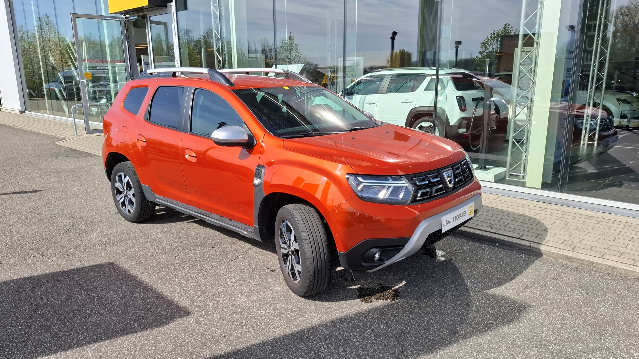 Dacia Duster TCe 90, benzine/LPG, 360°camera, dodehoekwaarschuwing, GPS.