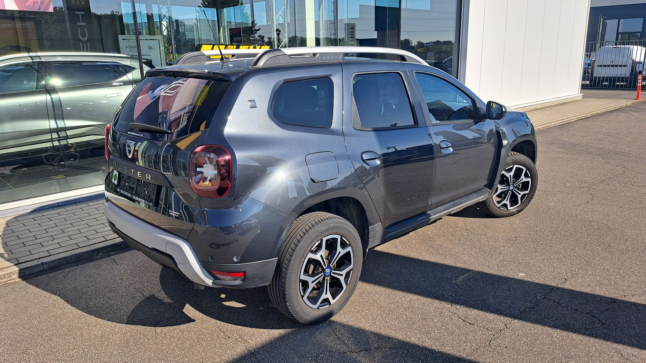 Dacia Duster TCe90 Pk benz/LPG, 360° camera, dodehoekw, 4sezoensbanden