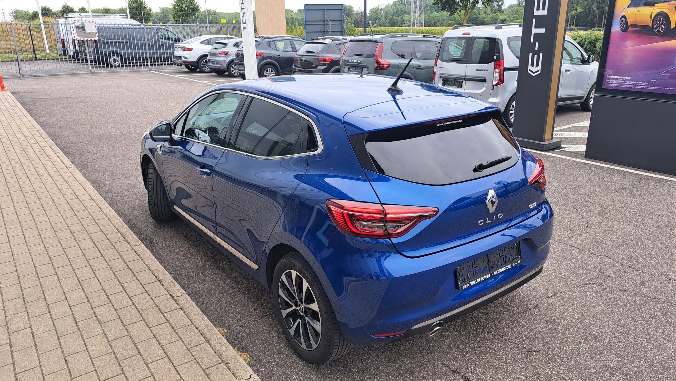 Renault Clio 130Pk AUTOMAAT, zetelverw, airco, GPS, camera