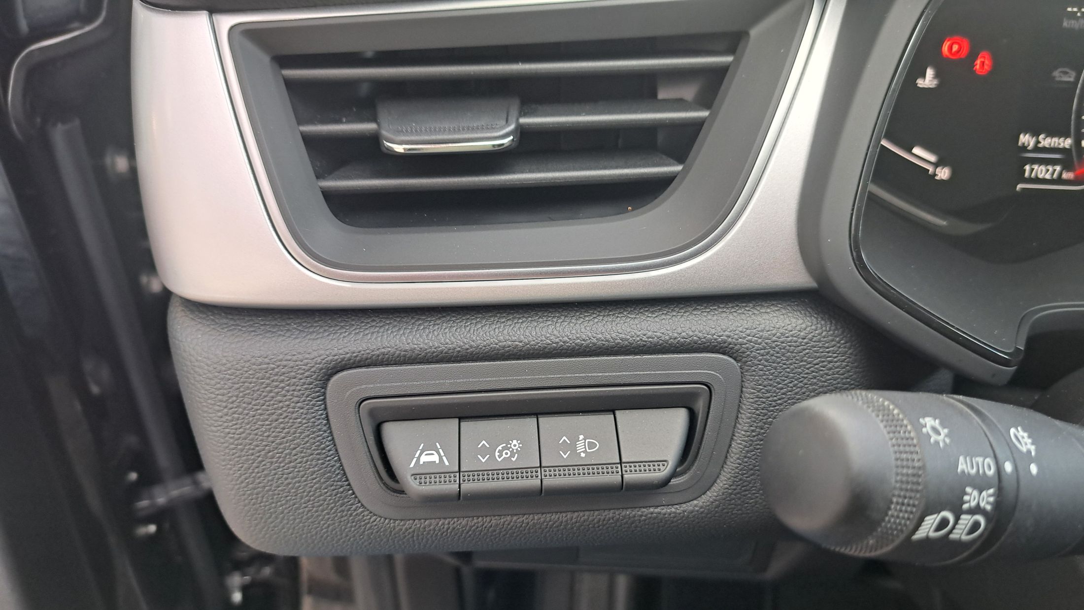 Renault Captur 140Pk AUTOMAAT, airco, GPS, sensoren V+A, camera