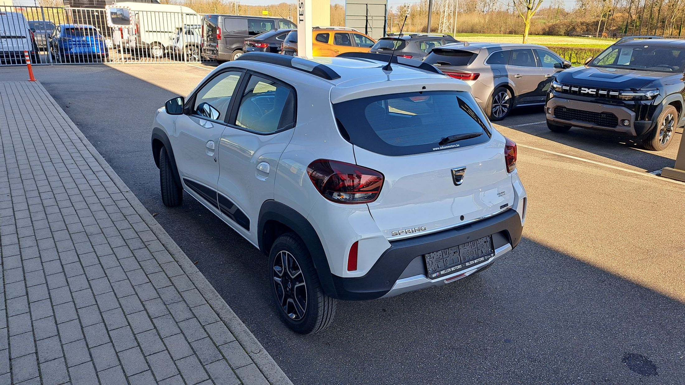 Dacia Spring 45Pk, snellader tot 30 KW, GPS, airco, camera.