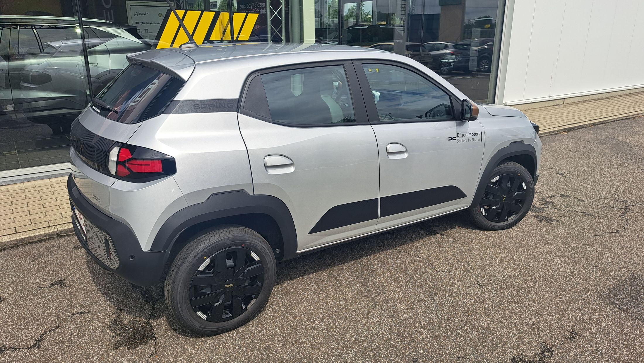 Dacia Spring Extreme 65 Pk, GPS, airco, sensoren A, camera