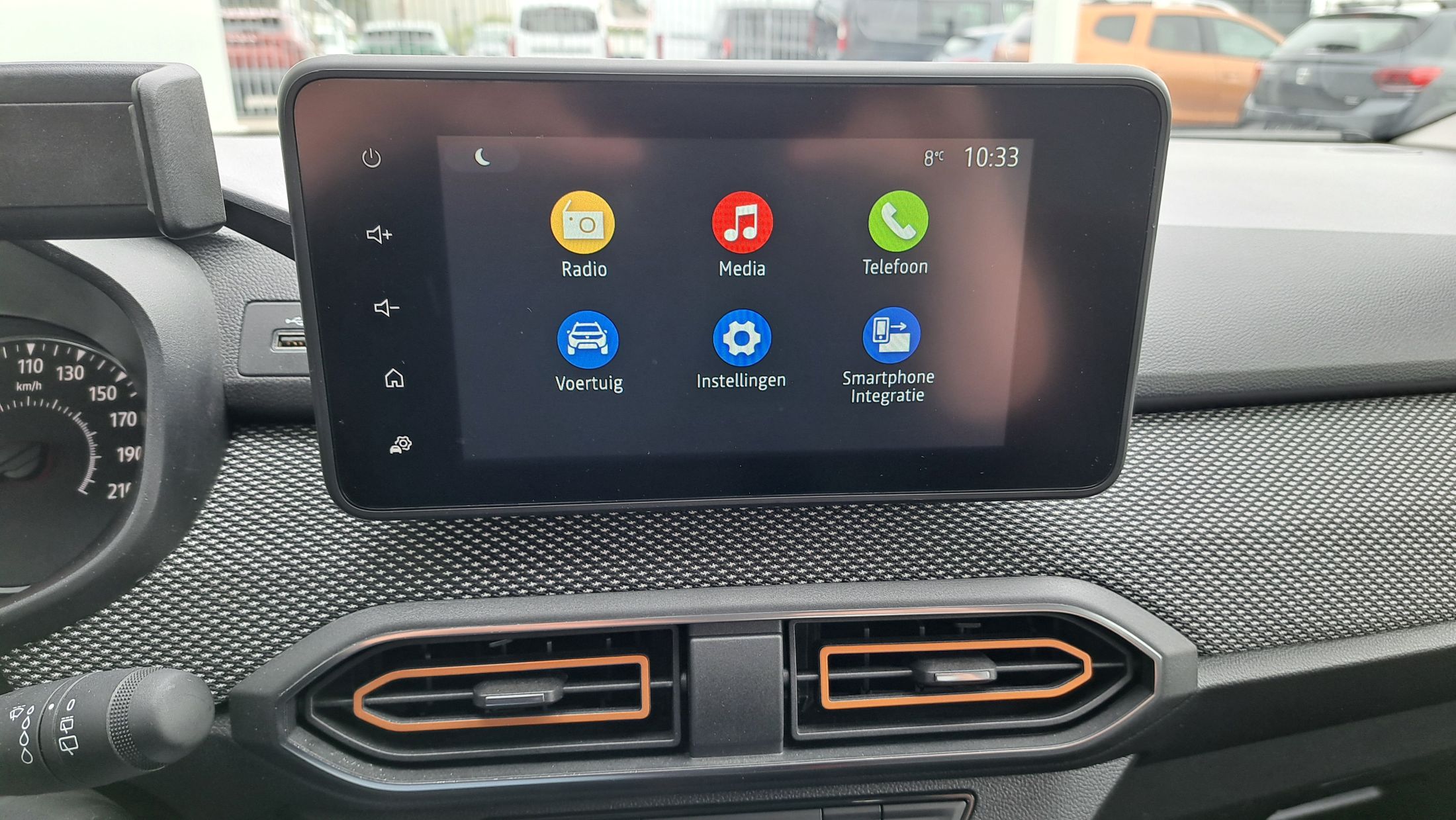 Dacia Stepway TCe 90 AUTOMAAT, airco, dodehoekwaarschuwing, afneenbare trekhaak.