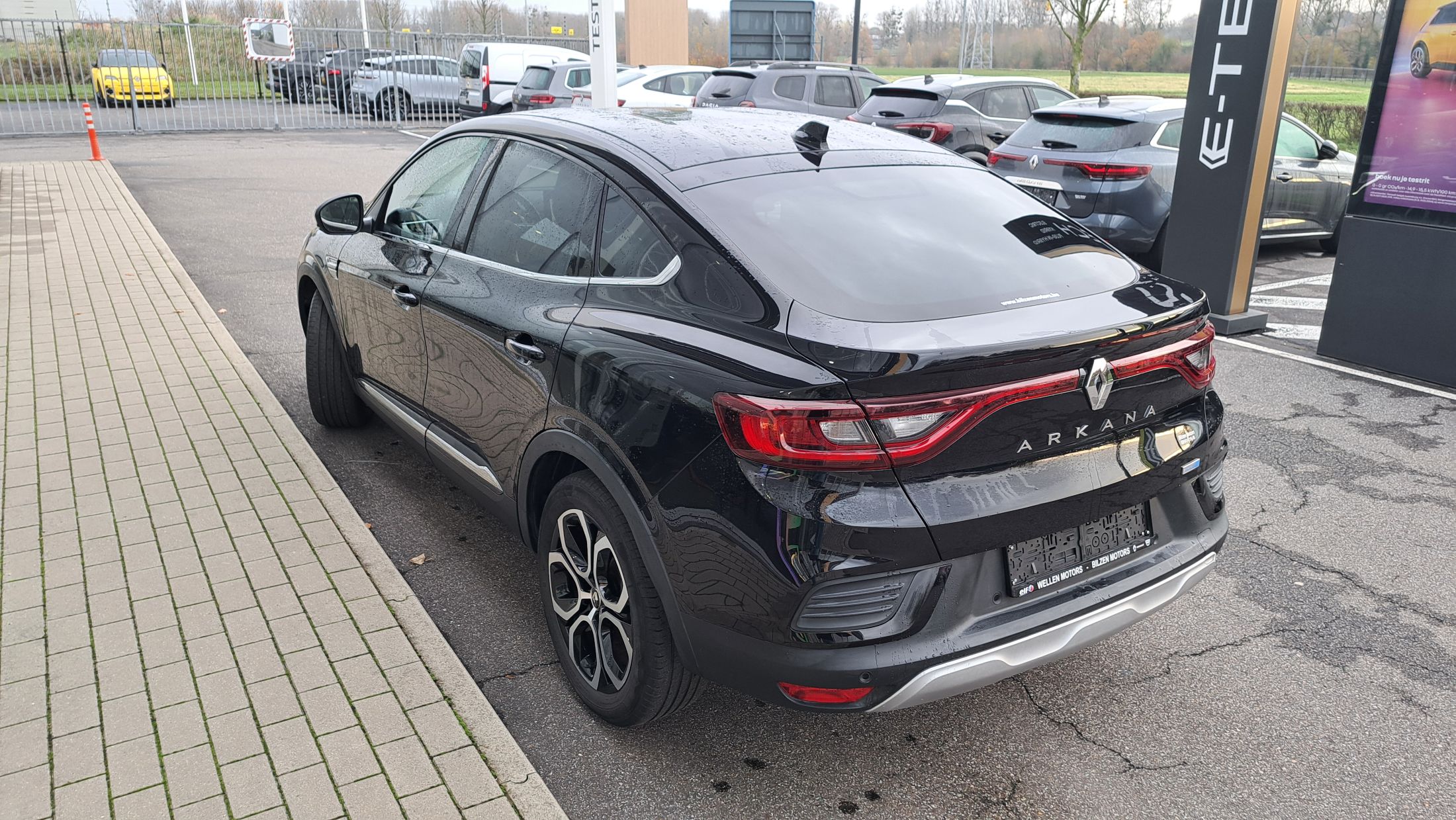 Renault Arkana E-Tech Full Hybrid, GPS, camera, dodehoekwaarschuwing.