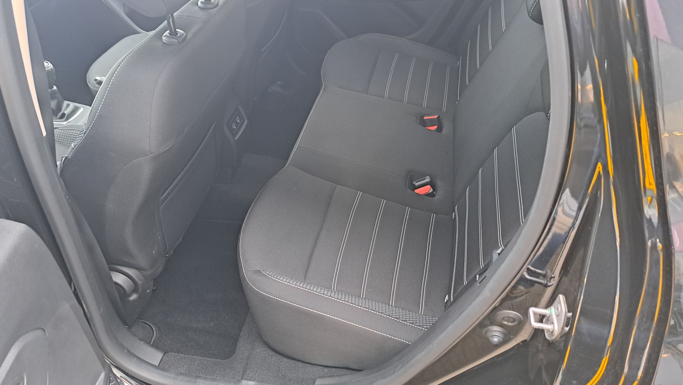 Dacia Duster benzine + LPG 90 Pk, GPS, 360 camera, dodehoekwaarschuwing