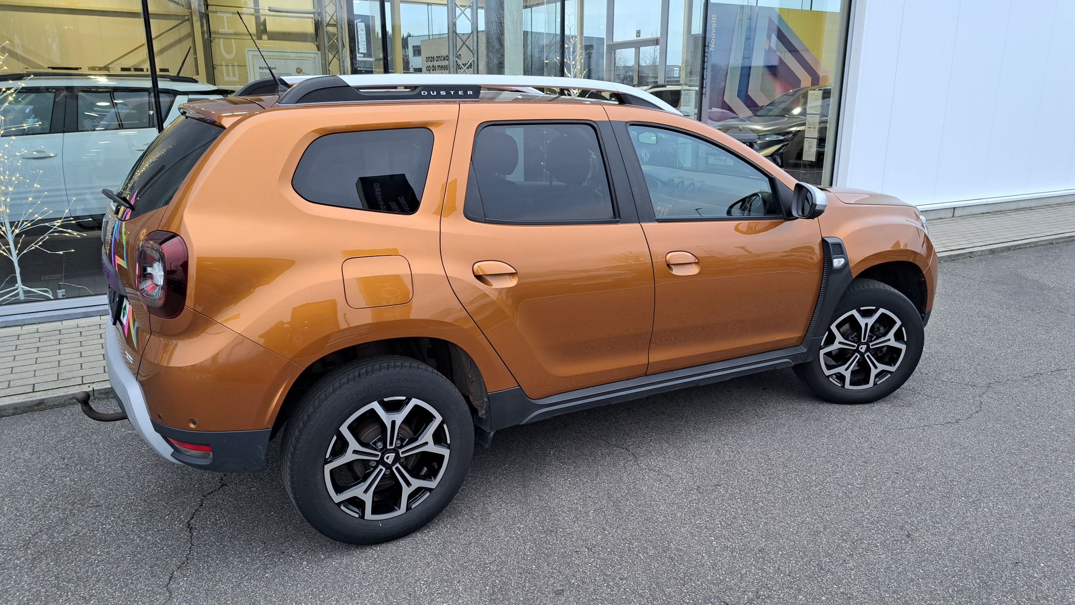 Dacia Duster TCe90, benzine/LPG, 360camera, dodehoekwaarschuwing, trekhaak