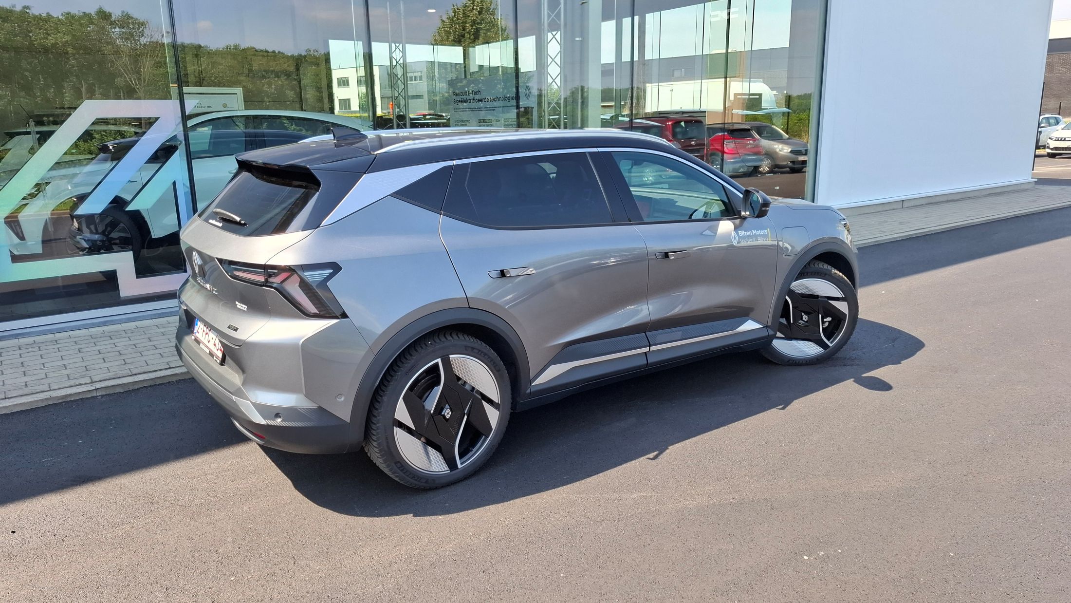 Renault Scenic E-Tech electric Iconic 220 hp long range DEMO