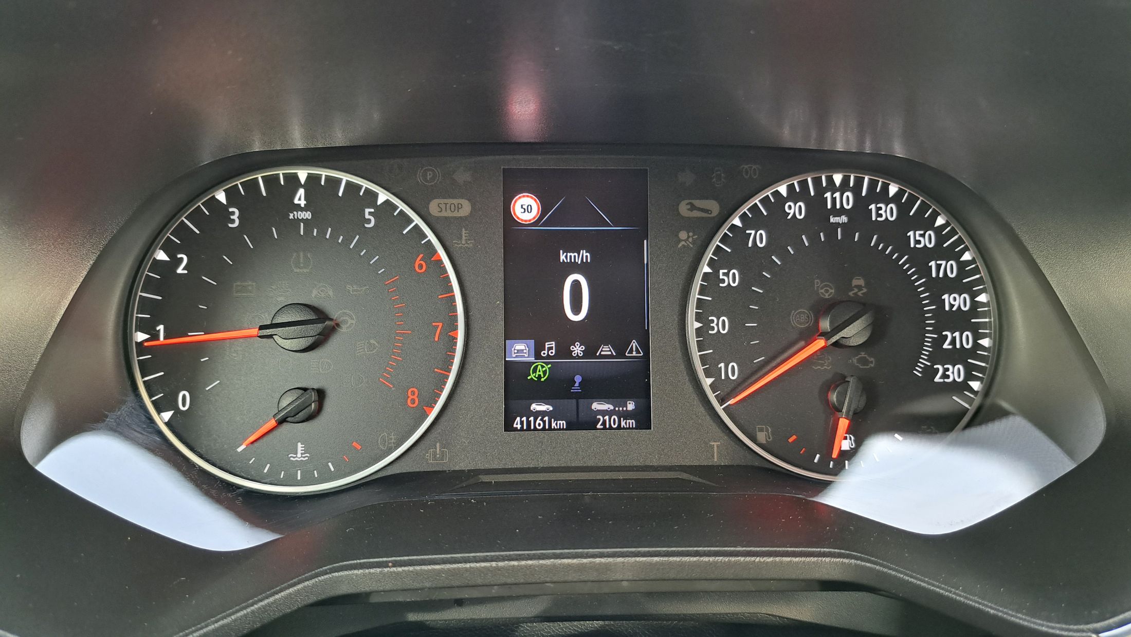 Renault Clio TCe 101 Pk, airco, apple & andriod, sensor A