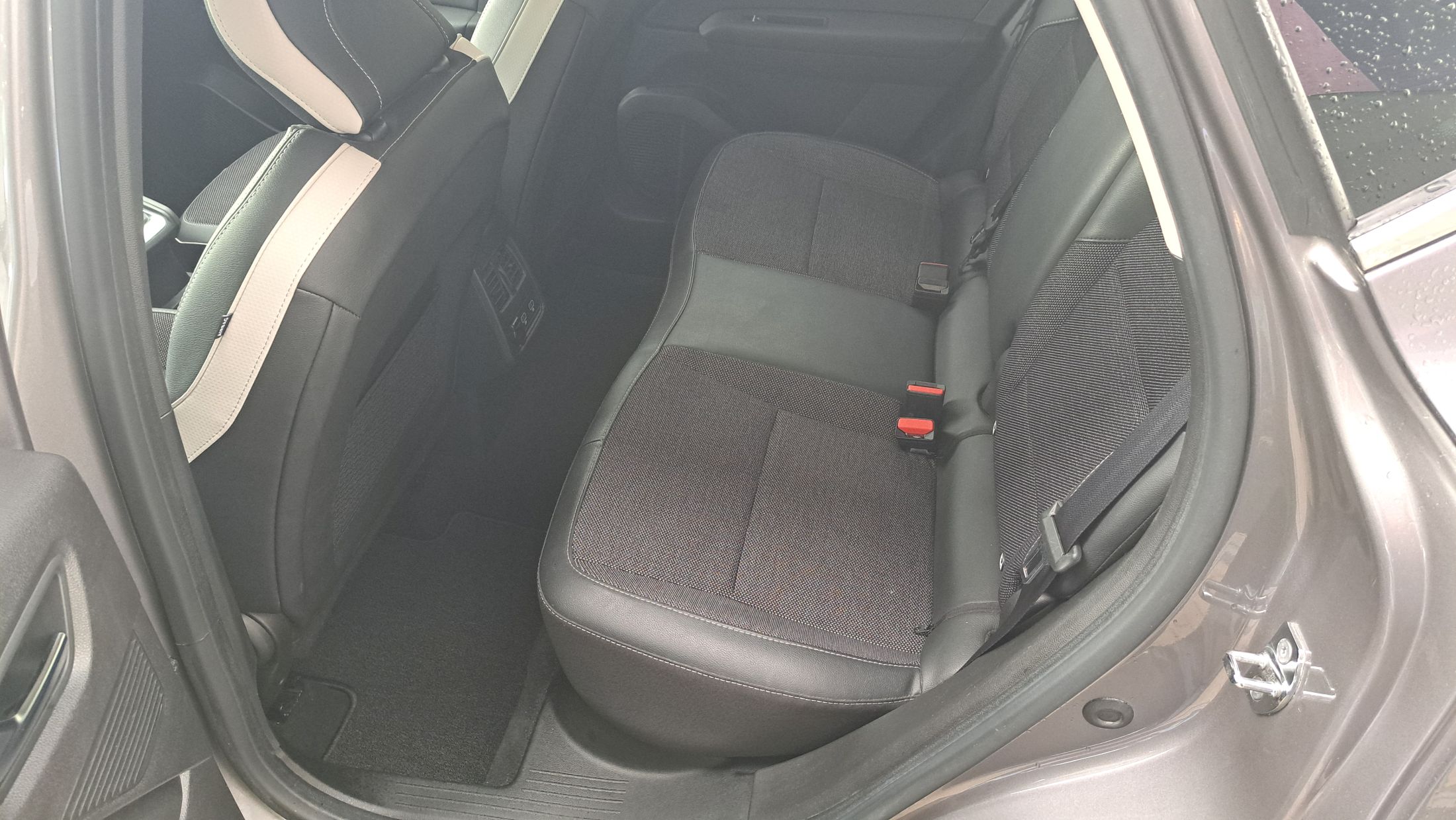 Renault Captur TCe 90 Intens, GPS, camera, sensor V+A, airco
