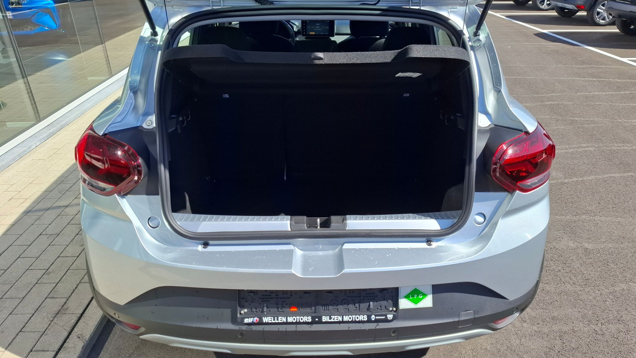 Dacia Stepway 90Pk benz+LPG, airco, GPS, camera, dodehoekwaarschuwing.