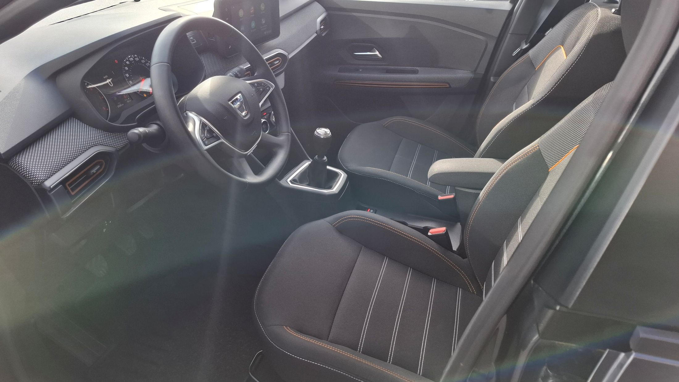Dacia Sandero Stepway TCe 90, airco, GPS, camera, dodehoekwaarschuwing.