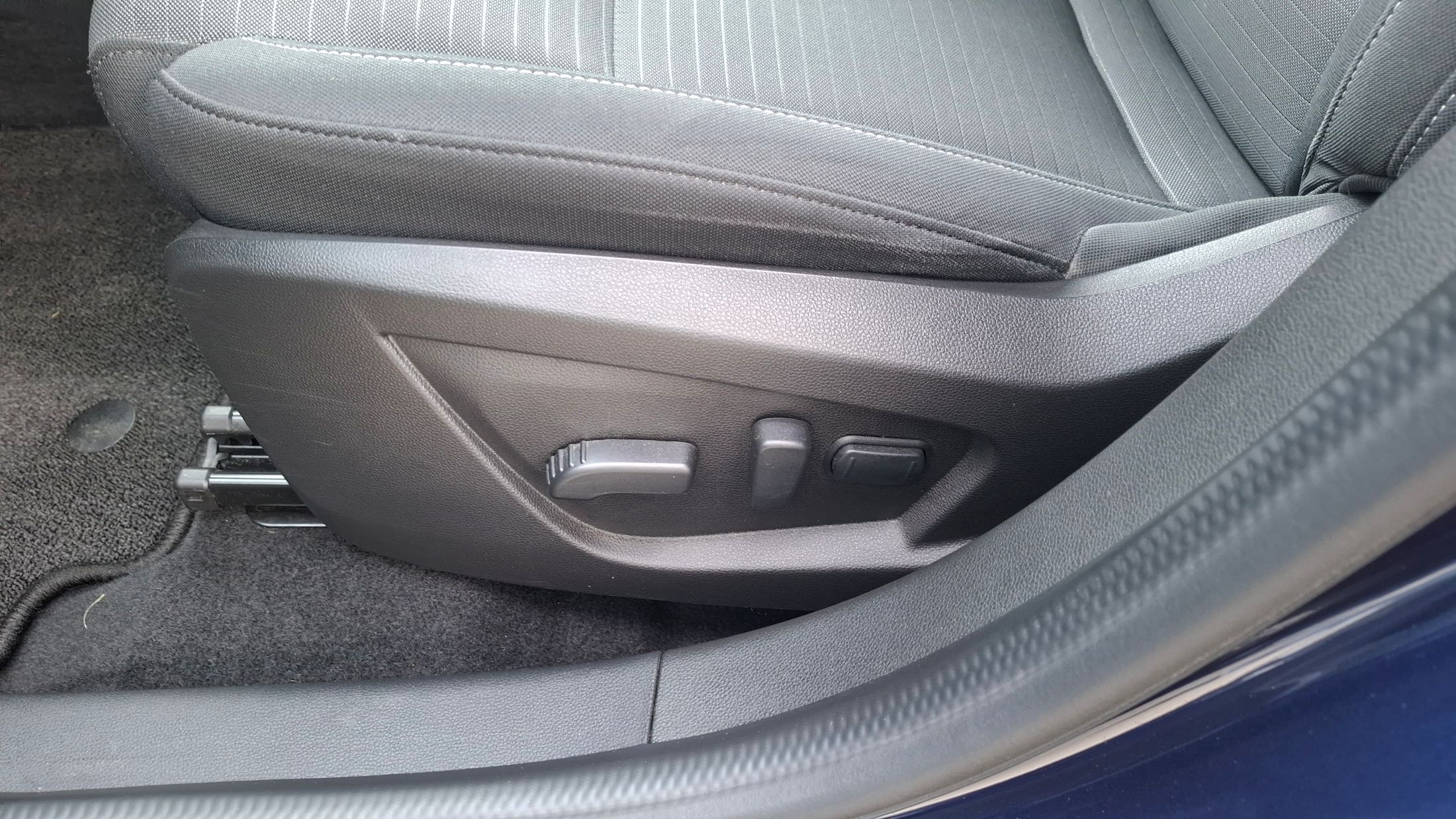 Renault Arkana E-Tech Full Hybrid, airco, GPS, dodehoekwaarschuwing, camera, sensoren V+A