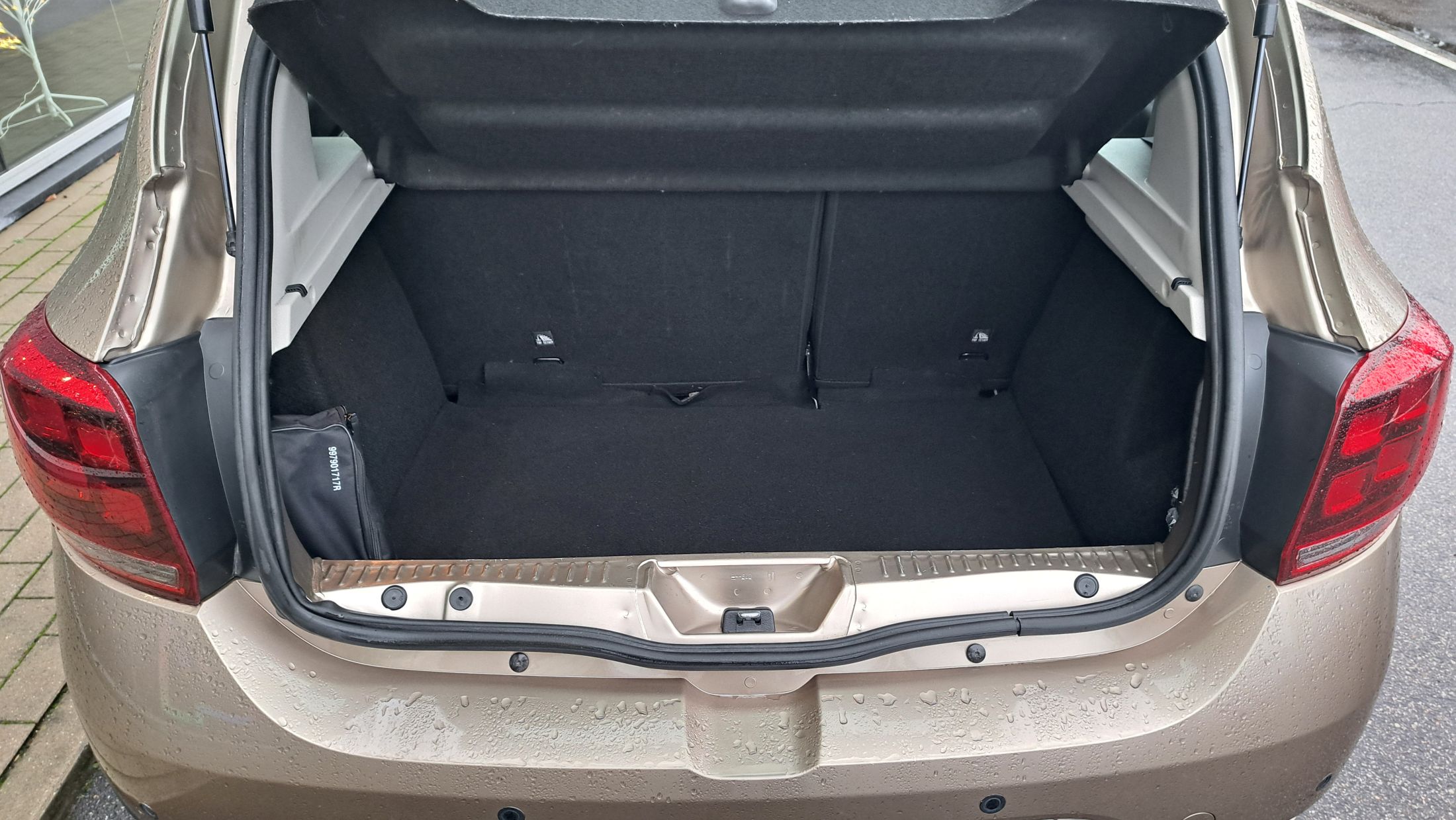 Dacia Sandero Stepway 100Pk benz+LPG, GPS, sensor A, zetelverwarming